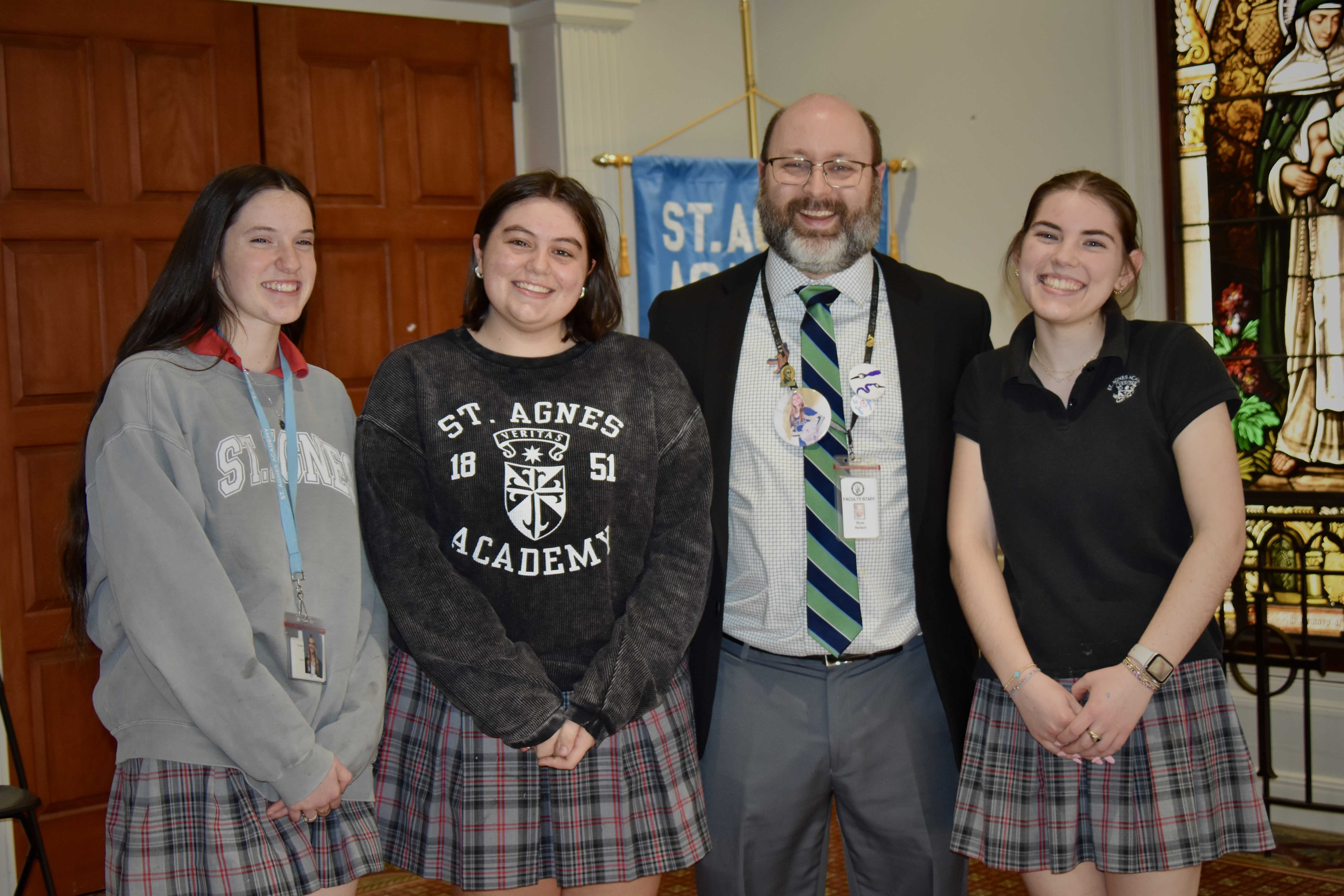 Upper School Math Teacher Ryan Burkett Honored as Outstanding Educator 